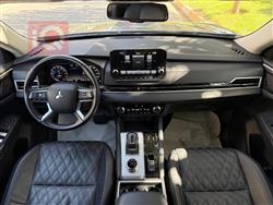 میتسوبیشی ئاوتلاندەر